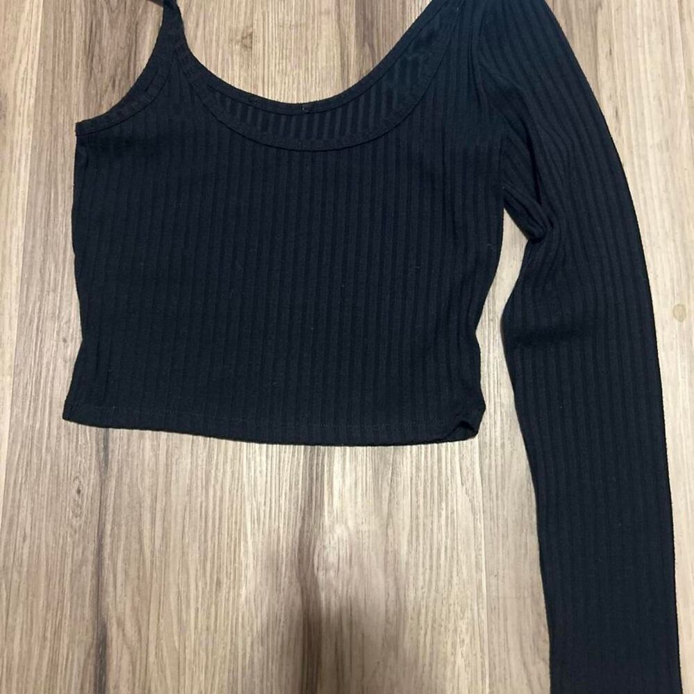 Unbranded Women's Black Crop-top